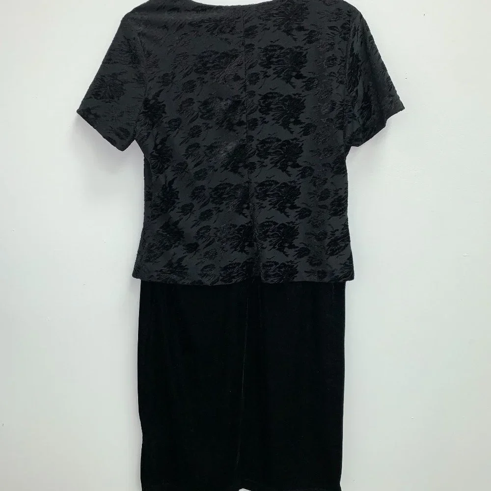 BLACK DRESS - Picture 2 of 2